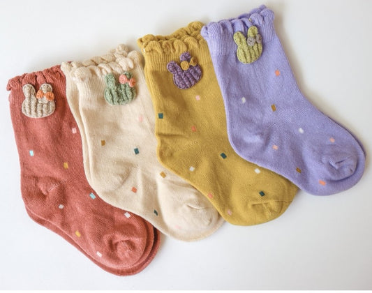 petites chaussettes lapin lilas